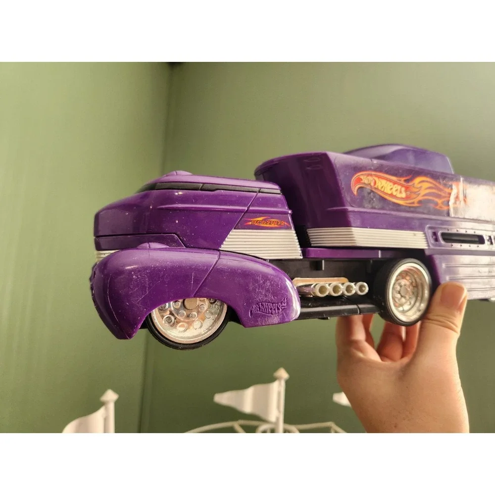 Hot Wheels 2002 Purple Big Rig Car Carrier Semi Truck Mattel Transporter 19